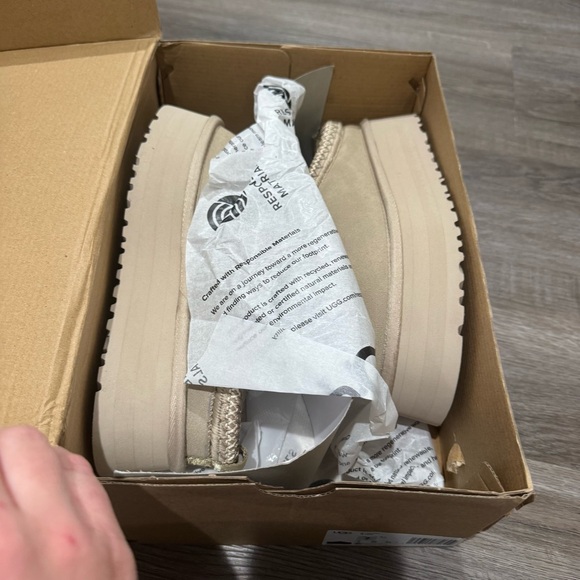 UGG Tazman Platform Slip On Mule Slippers in Mustard Seed - Picture 12 of 14